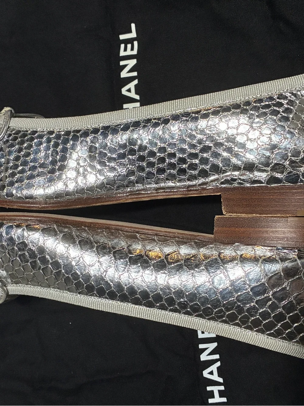 CHANEL Silver Metallic Snakeskin Quilted Ballerina Flats